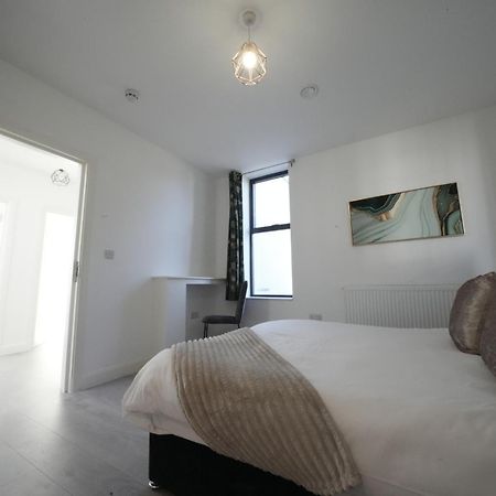 Ealing Broadway Great Stay 7-Minute Walk From The Underground Exterior foto